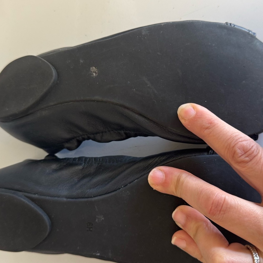 Tory Burch Black Leather Ballet Flats size 6 - Picture 5 of 9
